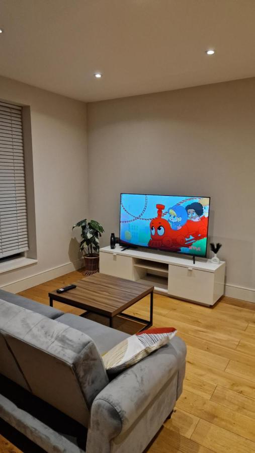 London City Apartment One Ealing Extérieur photo