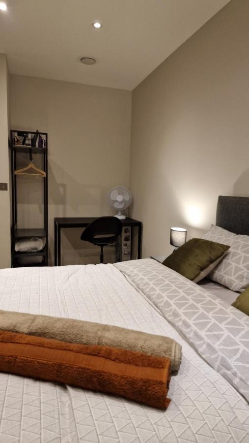 London City Apartment One Ealing Extérieur photo